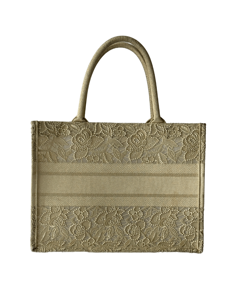 Dior Signature Book Large 2023