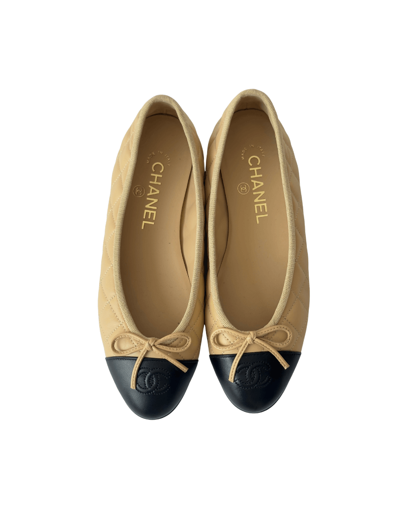 Chanel Interlocking CC Logo Leather Ballet Flats | Size EU 36 1/2