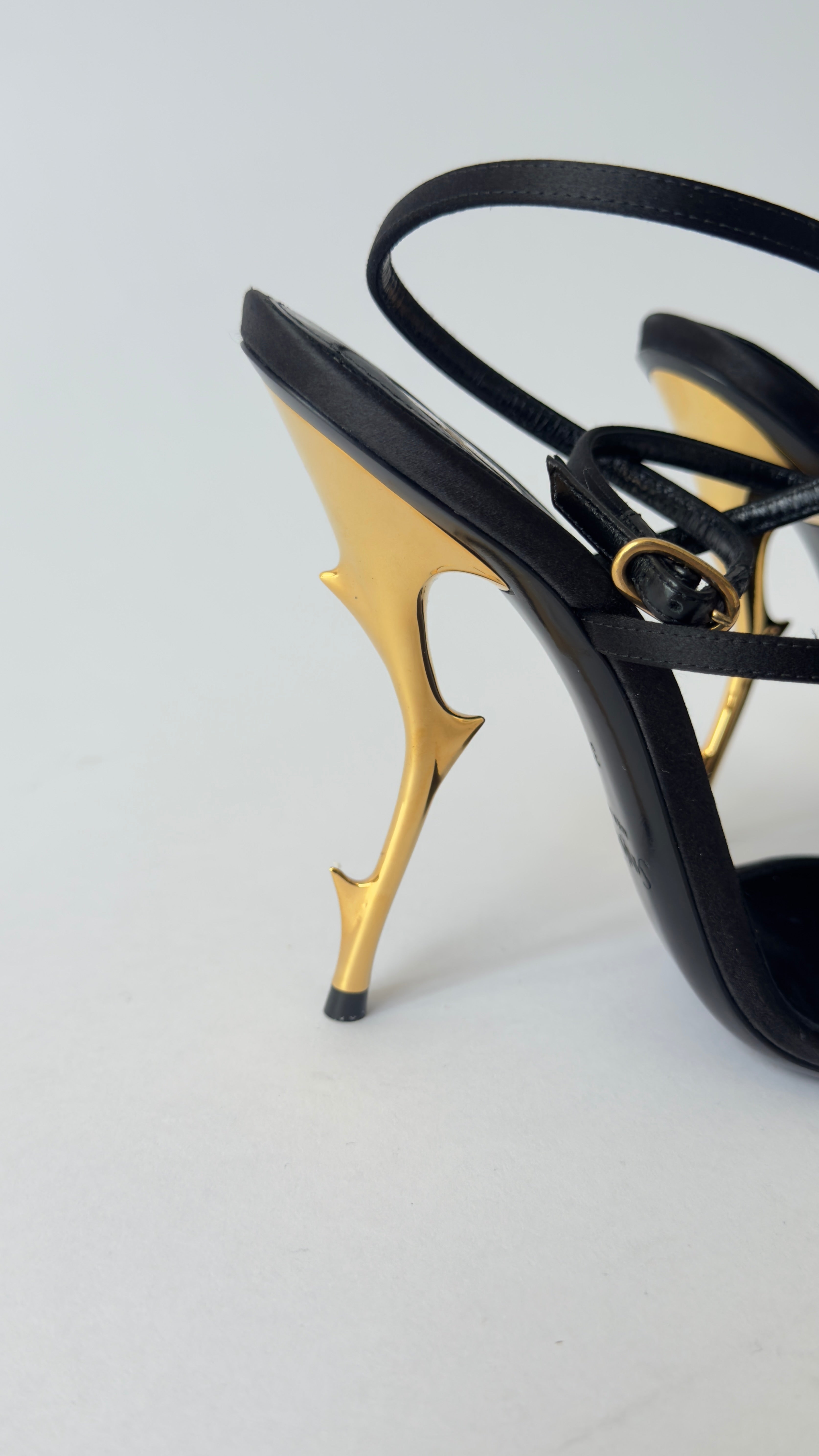 Shoes Sandles Raso Reg / Cross Lin Nero YSL