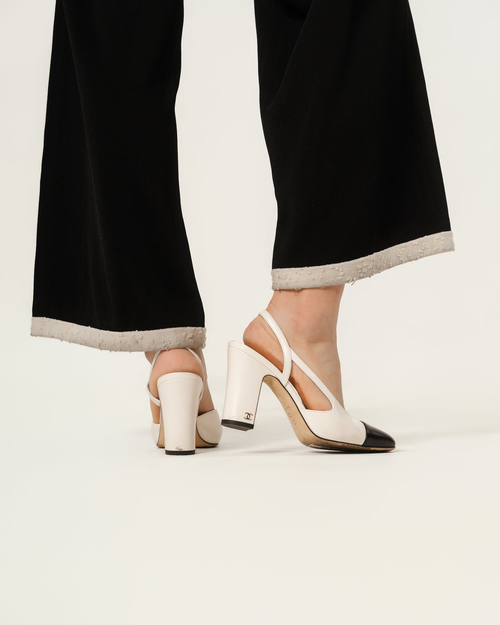 Chanel Lambskin Grosgrain Cap Toe CC Slingback Pumps | Size EU 37C