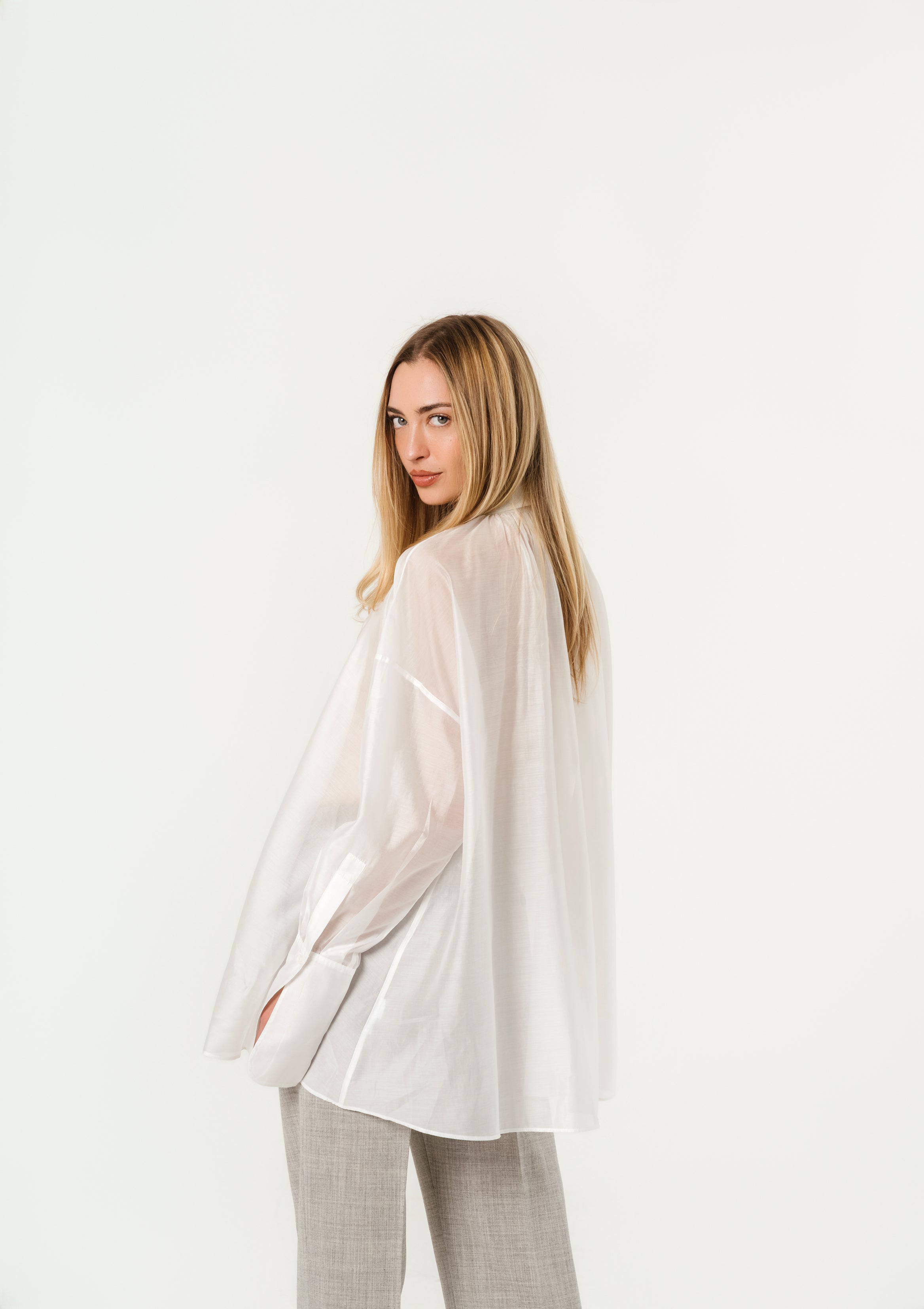 Helsa White shirt XS